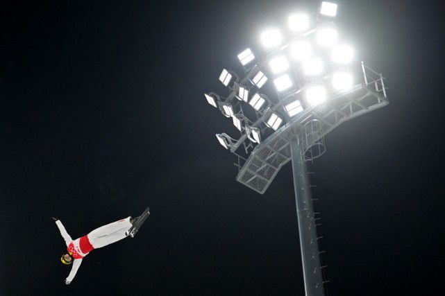福登在接受TNTSports采访时表示，曼城上半场踢得很糟糕，但进球让曼城找回了状态。